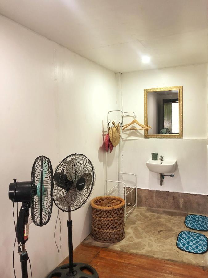 Balecabugaocottagesrental 爱妮岛 外观 照片